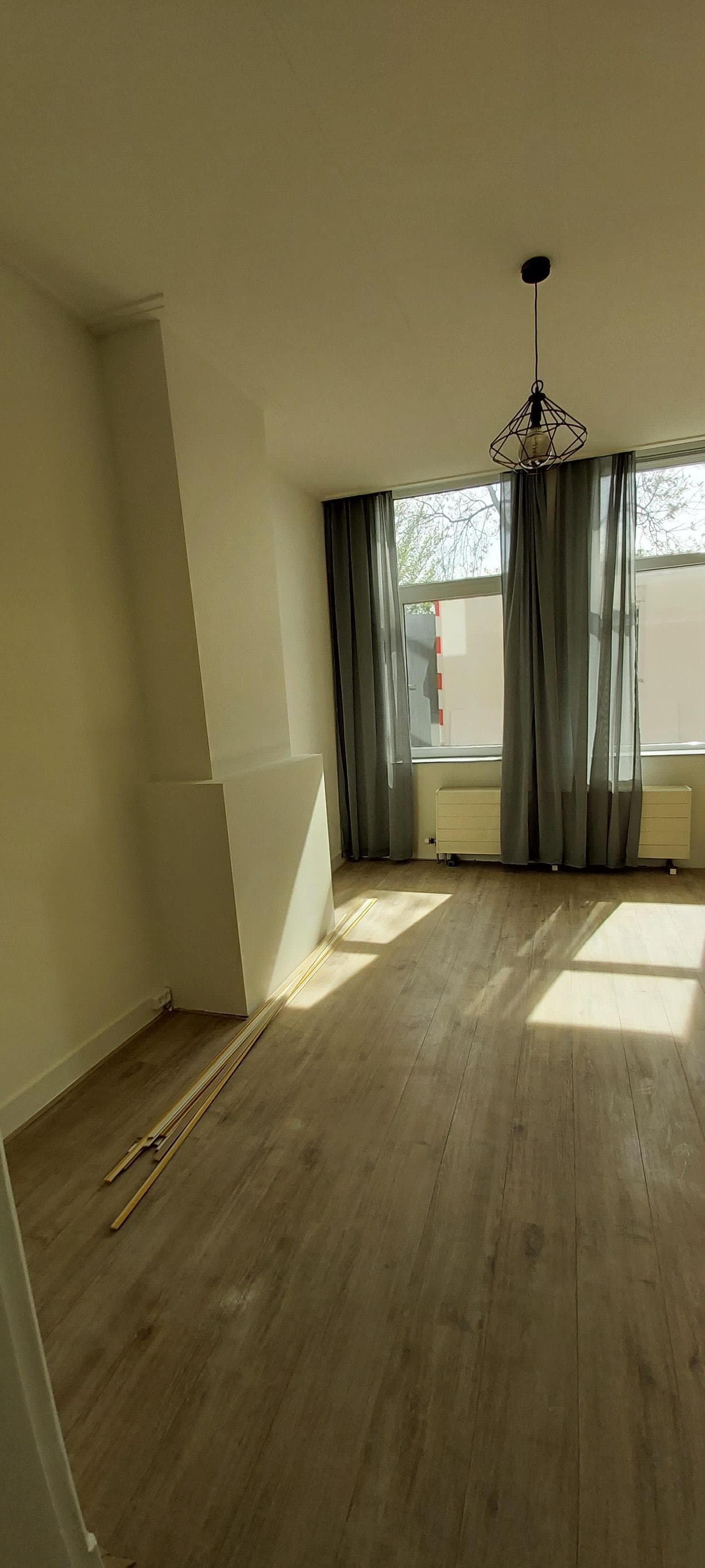 show all photos of Nieuwe Duinweg